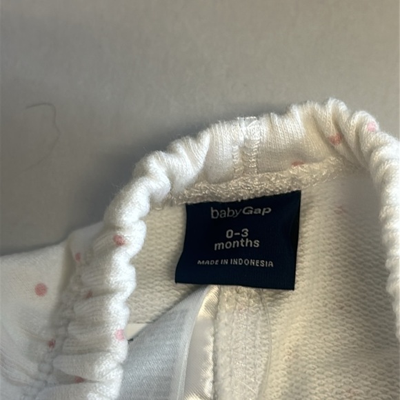 BabyGap NWT - White and Pink Infant pants - Picture 2 of 4